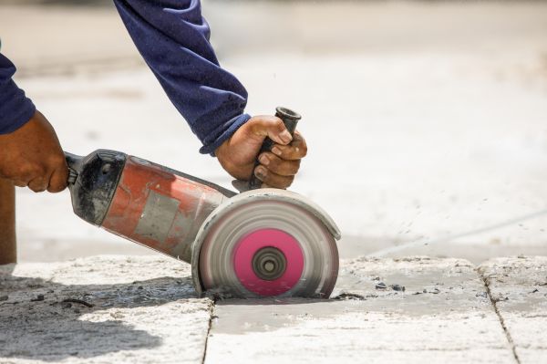 Cost of Concrete Floor Sawing in Eagle