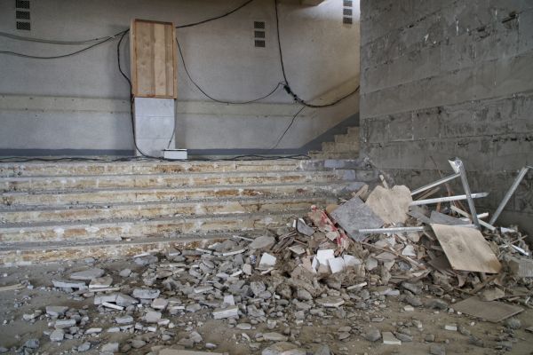 Cost of Cement Steps Removal in Eagle
